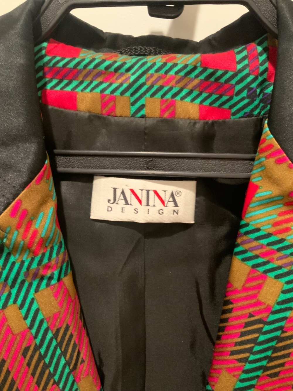 Woman's jacket - Picture 2 of 6